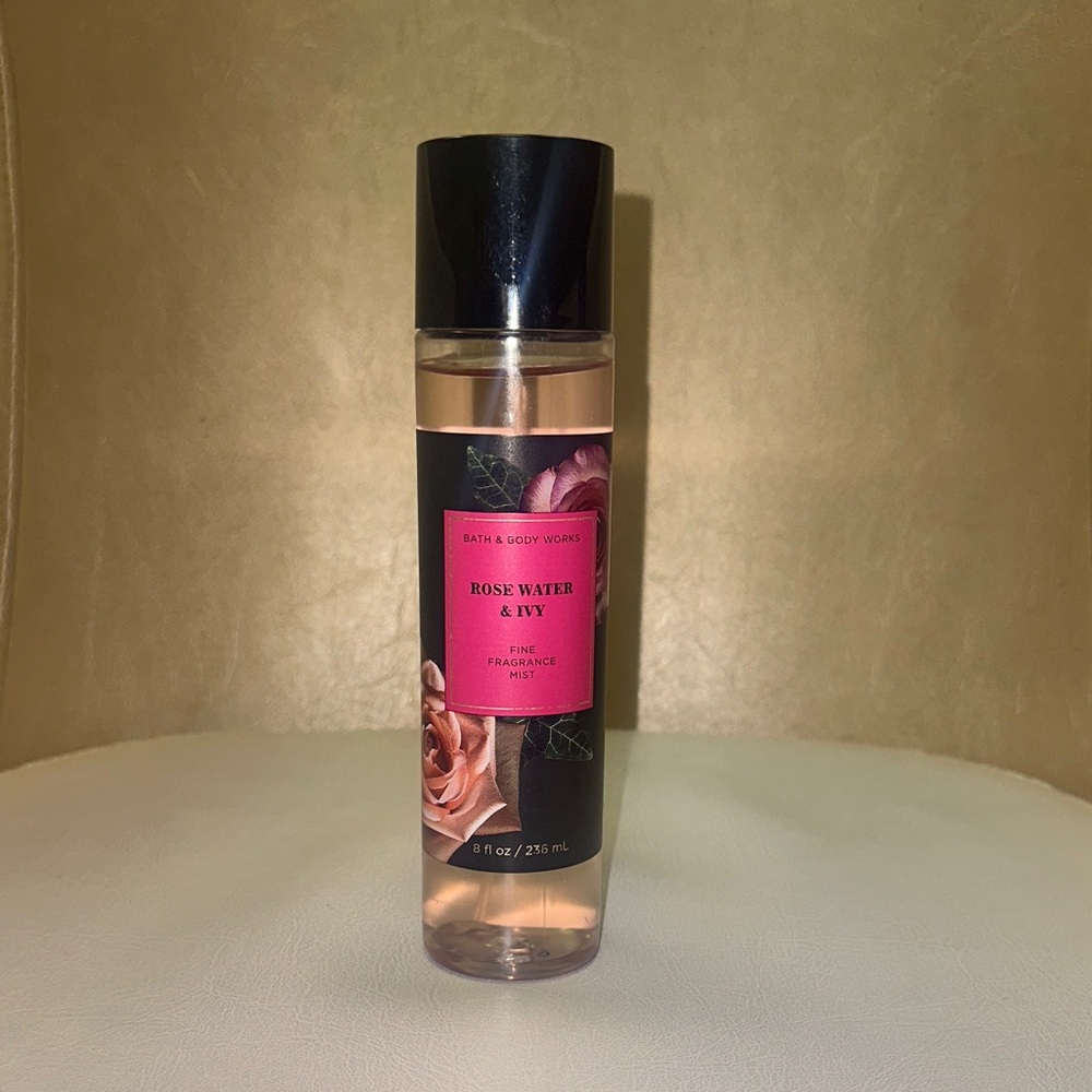 Bath & Body Works Rose Water & Ivy Body Wash - Pink & Black